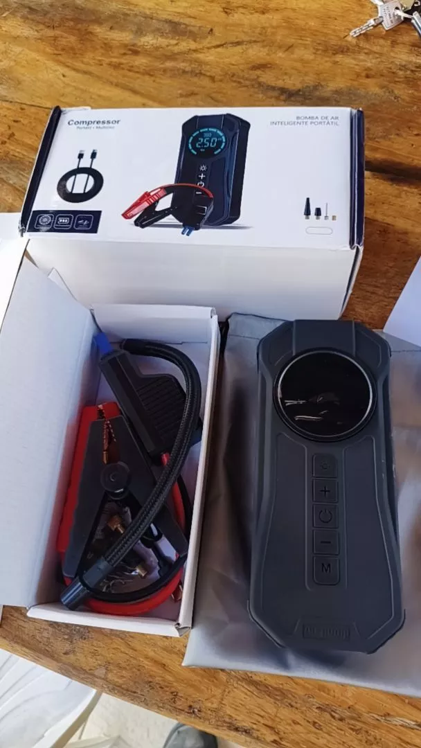 Unboxing NexusDrive en mesa